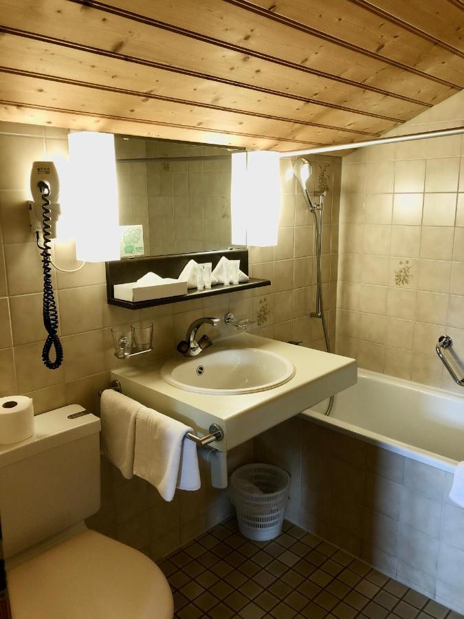 Hotel Chalet Du Lac Изельтвальд Экстерьер фото